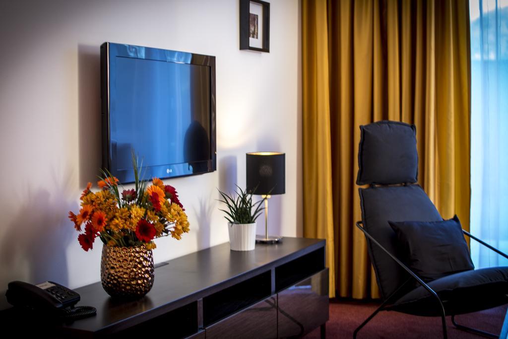 Apartmanovy Dum Landek Острава Екстериор снимка